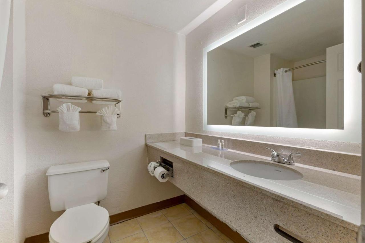 Suburban Extended Stay Hotel 롤리 외부 사진